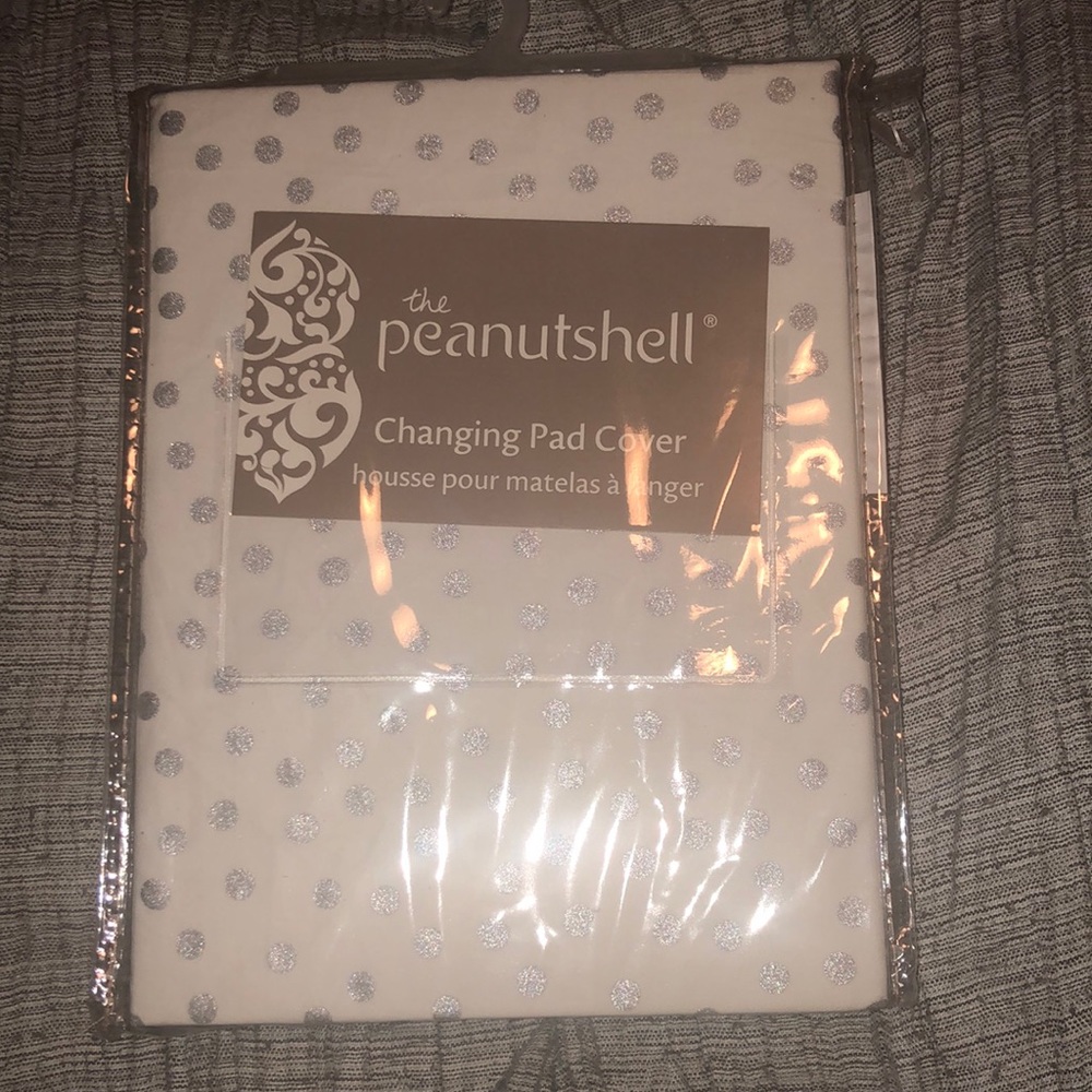 Polka dot changing pad cover
